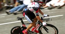 雷火电竞网页版入口-那一夜，沙漠与波斯的风雨，萨卡如何定义2026世界杯B组的唯一瞬间
