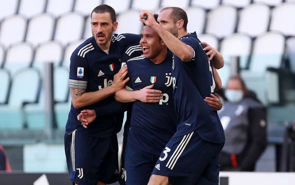 关于里尔战平对手，积分榜上升态势明显的信息